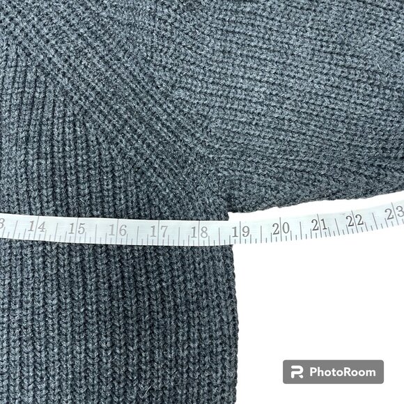 Women's Dark‎ Gray Crew Neck Cable Knit Raglan Sweater- Size M - Picture 3 of 7